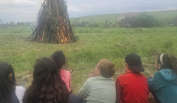 Tábortűz (Vatra) gyújtas 2025