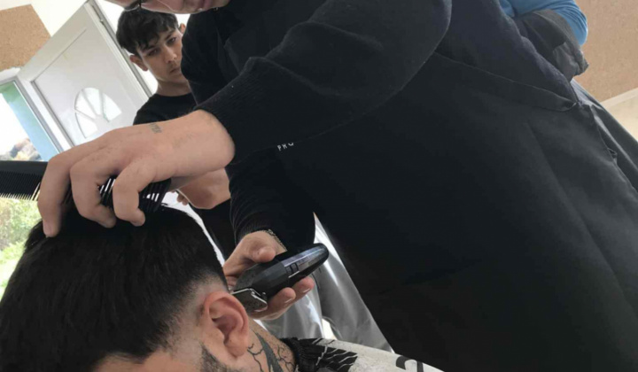 2.Romafesztivál alkalmából ingyen hajnyírás